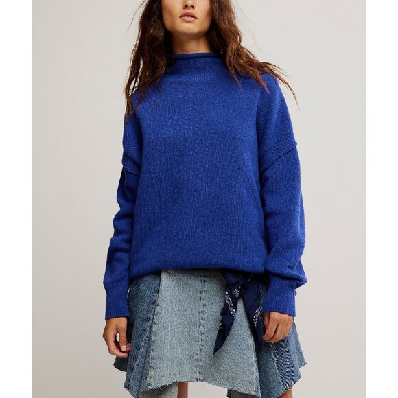 🆕 FREE PEOPLE We The Free Torres Roll Neck Sweater / Skipper Blue - Picture 1 of 6